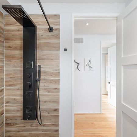 New Modern 1400 Sq Ft Coach House Near Everything Toronto Zewnętrze zdjęcie