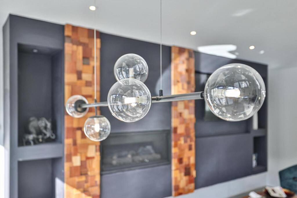 New Modern 1400 Sq Ft Coach House Near Everything Toronto Zewnętrze zdjęcie