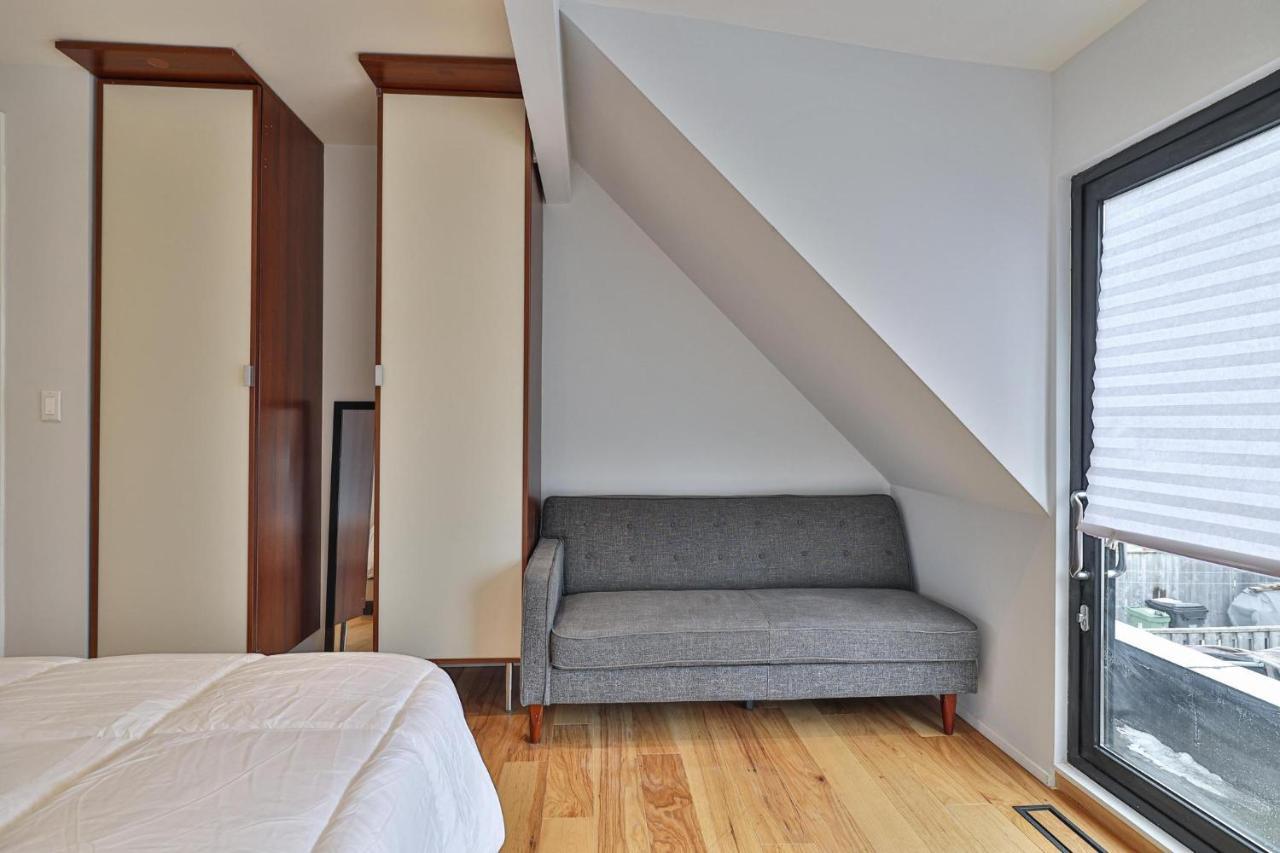New Modern 1400 Sq Ft Coach House Near Everything Toronto Zewnętrze zdjęcie