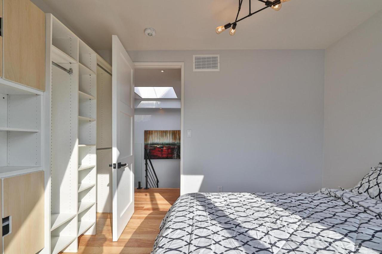 New Modern 1400 Sq Ft Coach House Near Everything Toronto Zewnętrze zdjęcie