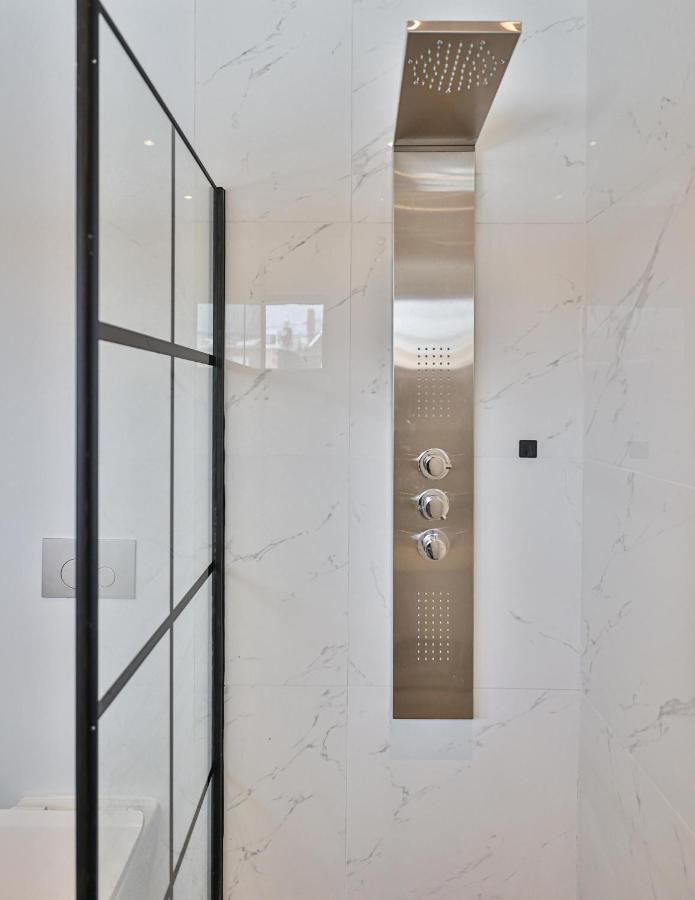 New Modern 1400 Sq Ft Coach House Near Everything Toronto Zewnętrze zdjęcie