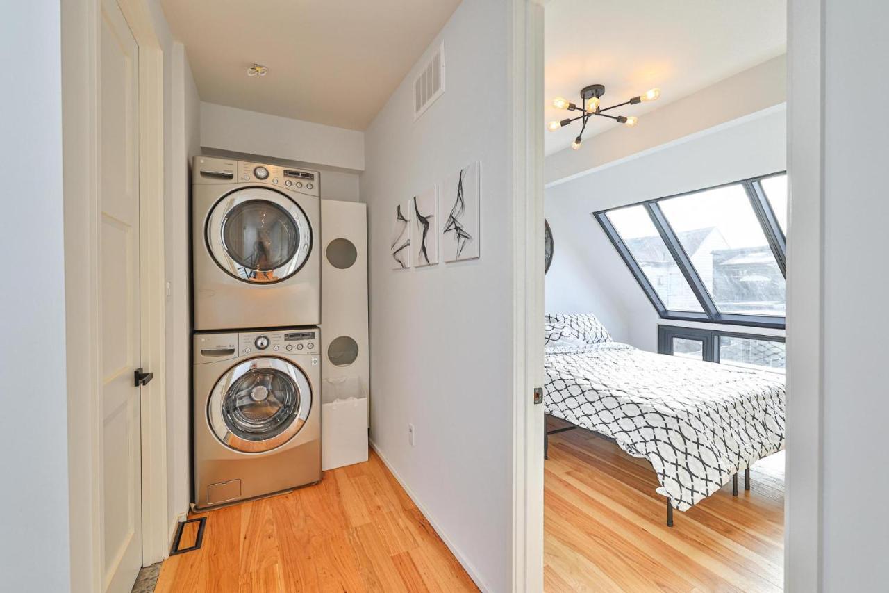 New Modern 1400 Sq Ft Coach House Near Everything Toronto Zewnętrze zdjęcie